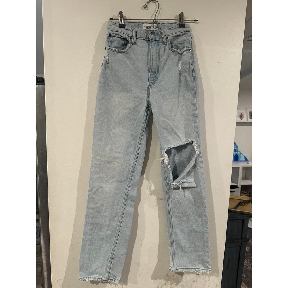 Women’s jeans
